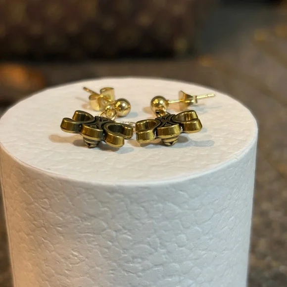 Celine bronze Earrings - Picture 4 of 5